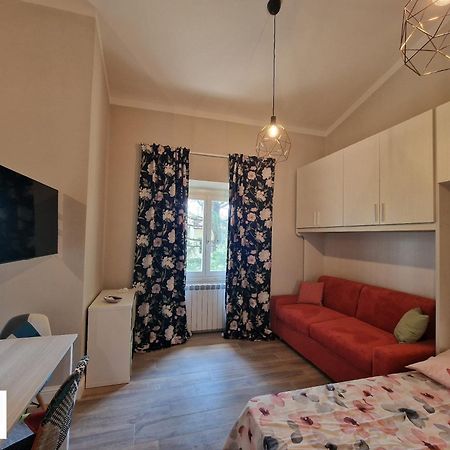 Lella Apartment With Free Parking By Florence Sweet Homes Extérieur photo